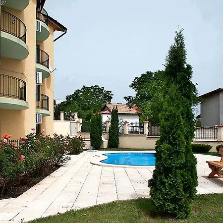 Delux 2Bdr Apartments Regina Fashion In Nicky House, Balchik *
