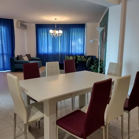 Delux 2Bdr Apartments Regina Fashion In Nicky House, Balchik *