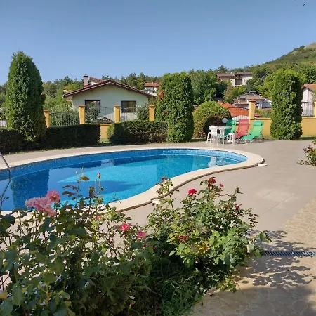 Delux 2Bdr Apartments Regina Fashion In Nicky House, Balchik * Balchik
