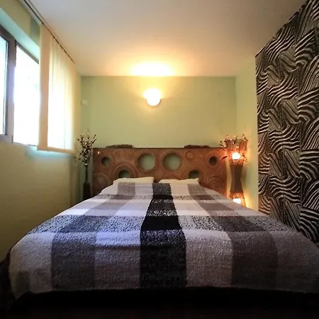 Delux 2Bdr Apartments Regina Fashion In Nicky House, Balchik Apartament