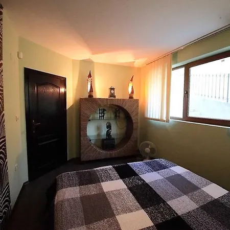 Delux 2Bdr Apartments Regina Fashion In Nicky House, Balchik Apartament *