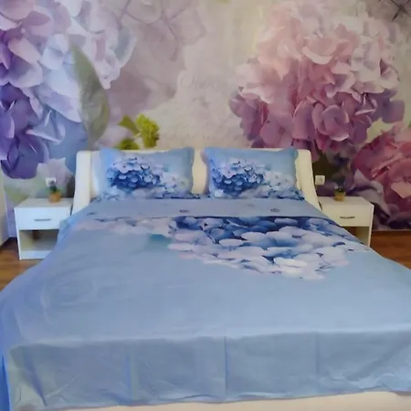 Delux 2Bdr Apartments Regina Fashion In Nicky House, Balchik Apartament *
