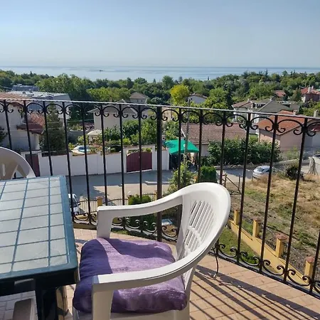 Apartament Delux 2Bdr Apartments Regina Fashion In Nicky House, Balchik Bałczik