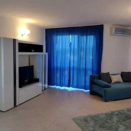 Apartament Delux 2Bdr Apartments Regina Fashion In Nicky House, Balchik