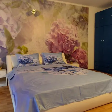Delux 2Bdr Apartments Regina Fashion In Nicky House, Balchik *