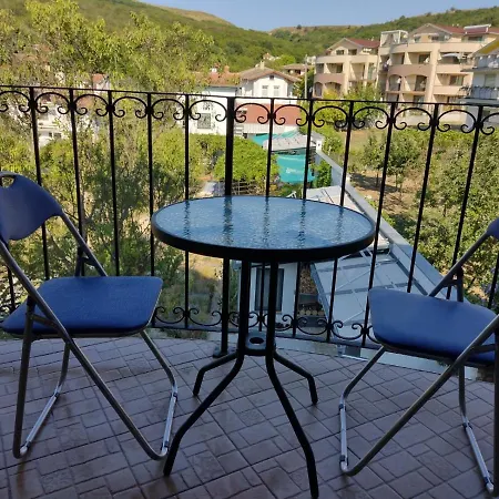 Delux 2Bdr Apartments Regina Fashion In Nicky House, Balchik *