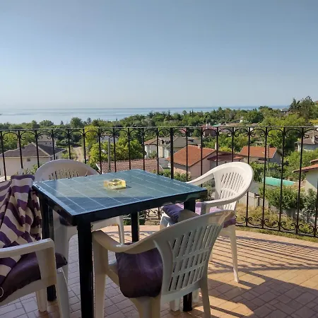 Delux 2Bdr Apartments Regina Fashion In Nicky House, Balchik Apartament